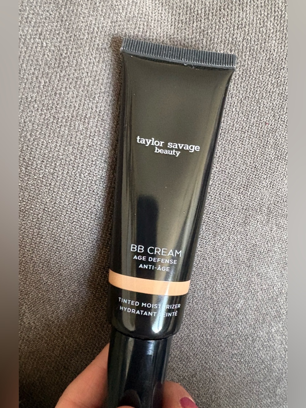 TAYLOR SAVAGE BEAUTY
BB Cream in Light